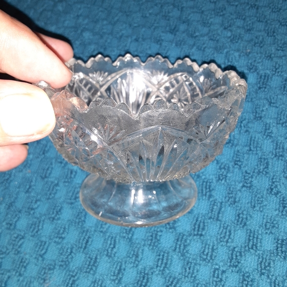 Minature cut glass heart plate and bowl - Picture 4 of 4